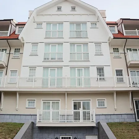 דירה Coastal Duplex With Balcony, Cleaning Included
