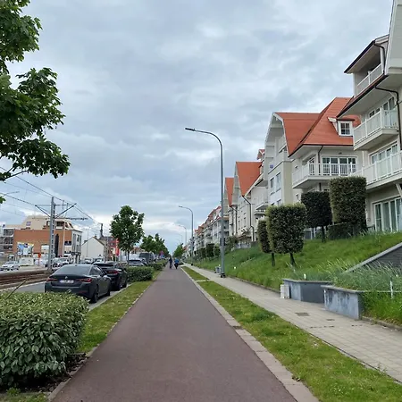 Coastal Duplex With Balcony, Cleaning Included * ניופורט