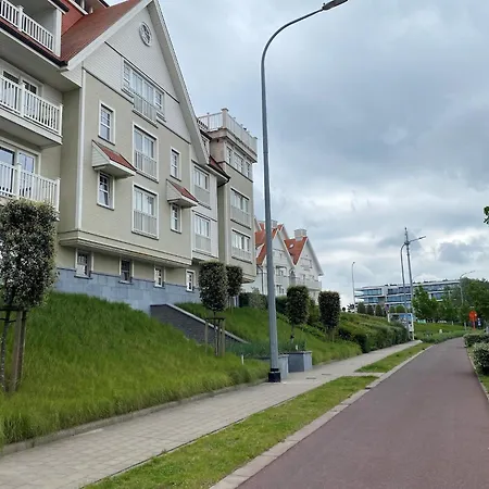 Coastal Duplex With Balcony, Cleaning Included