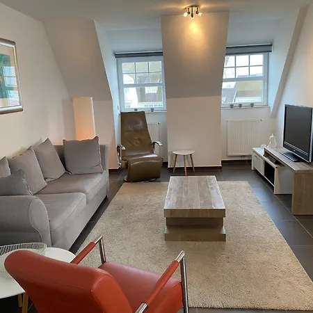 דירה Coastal Duplex With Balcony, Cleaning Included ניופורט
